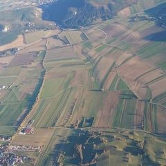 Flugwegposition um 14:33:58: Aufgenommen in der Nähe von Gemeinde Hohe Wand, Österreich in 1685 Meter